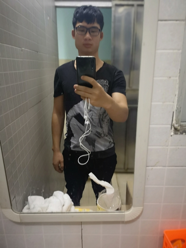 右手的执着的第一张照片--漳平相亲网
