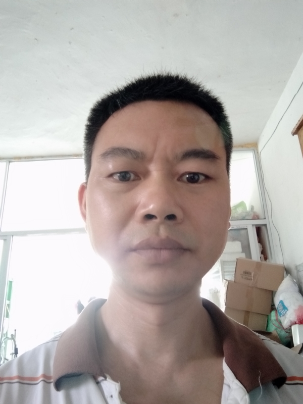 平凡一生的第三张照片--漳平相亲网