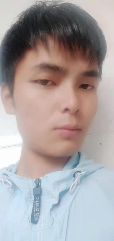 安静的男生的第一张照片--漳平相亲网