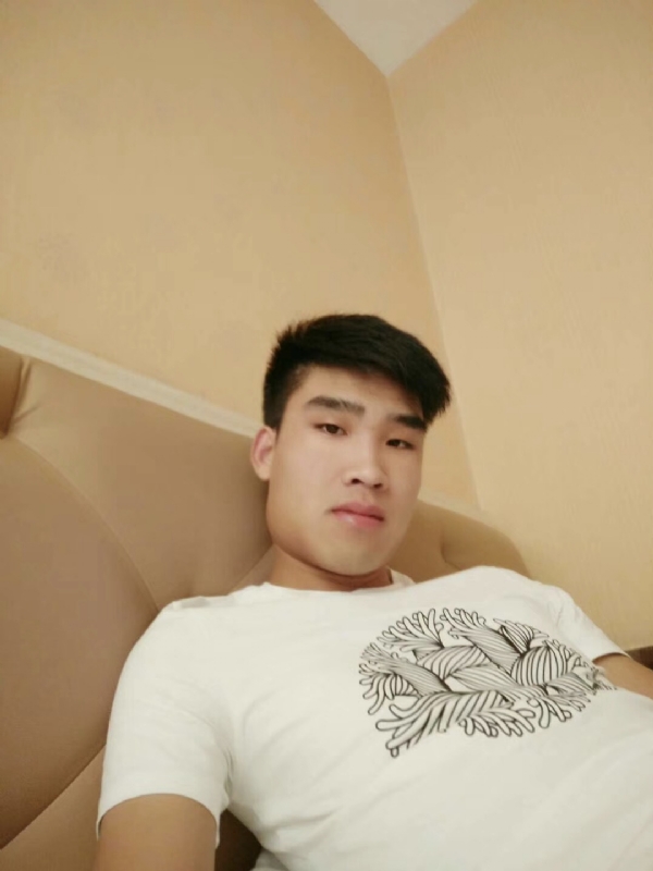 谁不曾孤单上路的第一张照片--漳平相亲网
