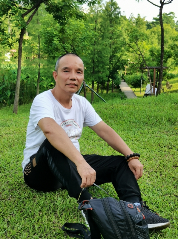 稳重大方的第二张照片--漳平相亲网