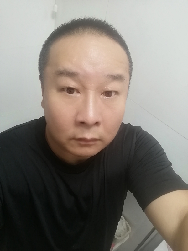 一束光的第一张照片--漳平相亲网