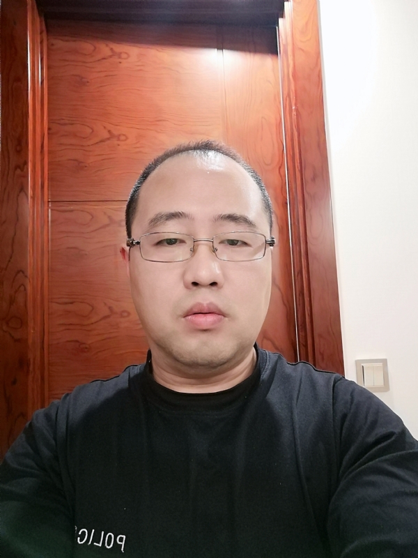 暖男的第一张照片--漳平相亲网