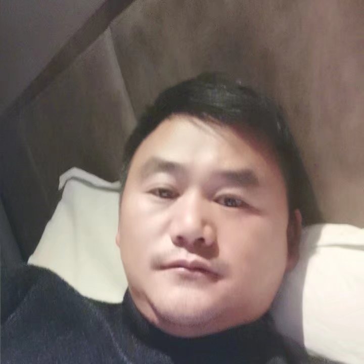 奔跑的第四张照片--漳平相亲网