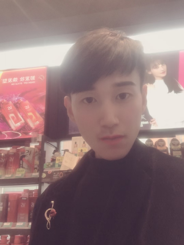 唯美的爱情故事的第一张照片--漳平相亲网