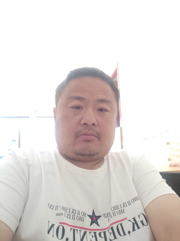 流星隐爱的第三张照片--漳平相亲网