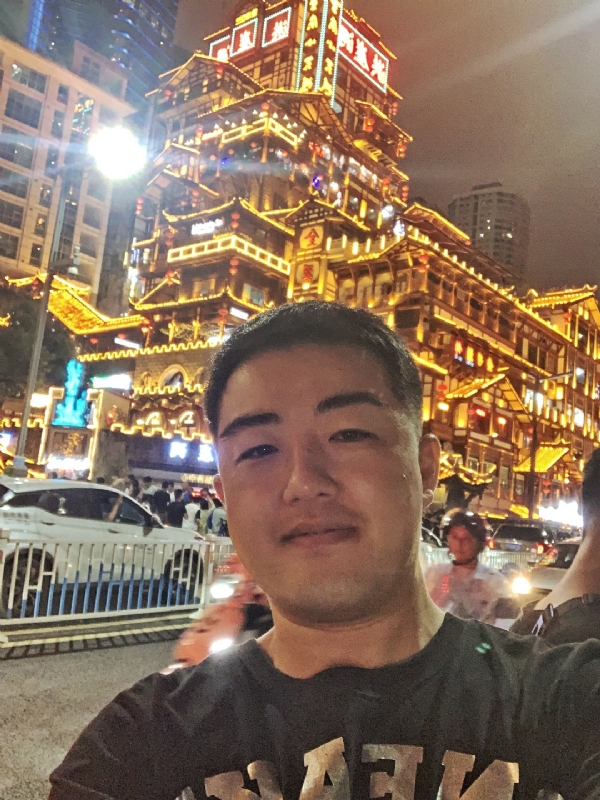 钢铁侠的第一张照片--漳平相亲网