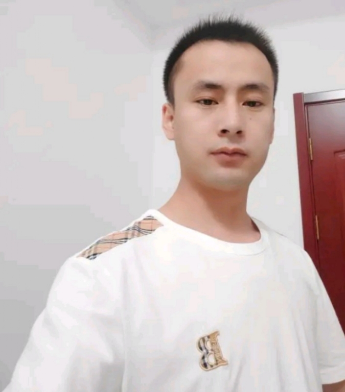 海阔天空的第一张照片--漳平相亲网