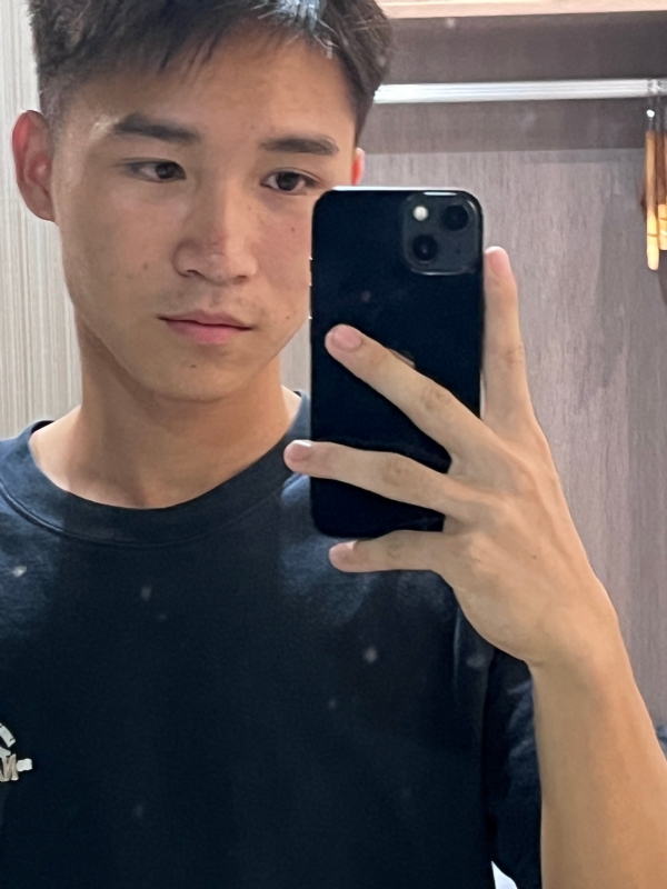 画家的第二张照片--漳平相亲网