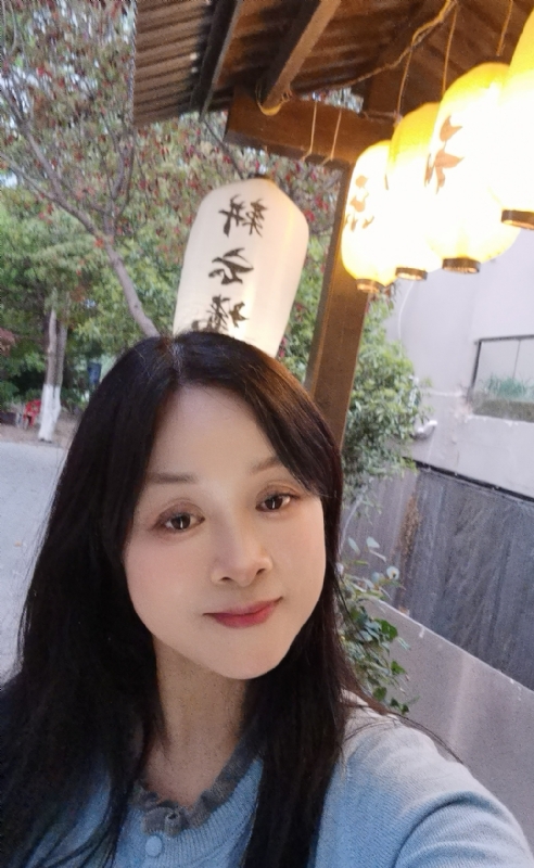 伊伊的第一张照片--漳平相亲网
