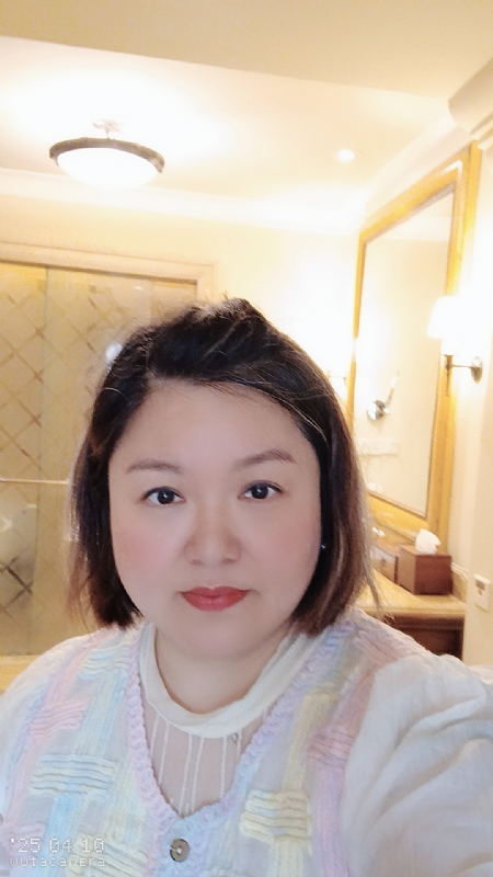 衎静玲瓏的第一张照片--漳平相亲网