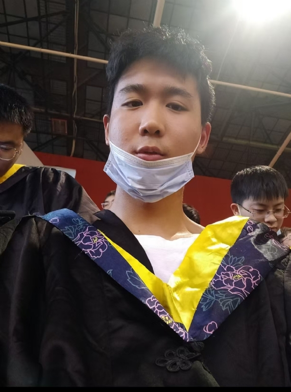落落大方的第一张照片--漳平相亲网